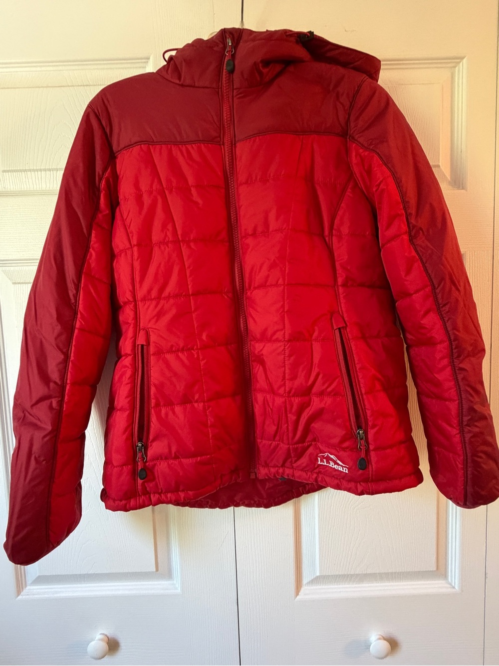 L.L.Bean PrimaLoft Quilted Hooded Jacket w/ Stowaway Pocket Misses M Red